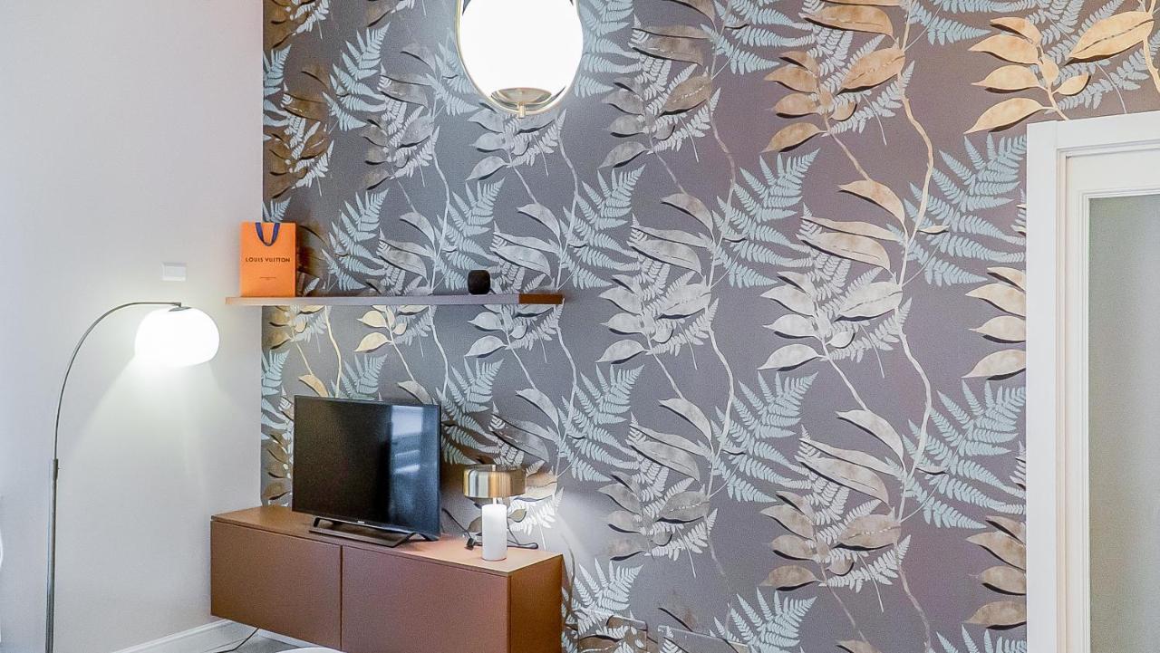 Luxury Sant'Ambrogio Apartment Milano Esterno foto