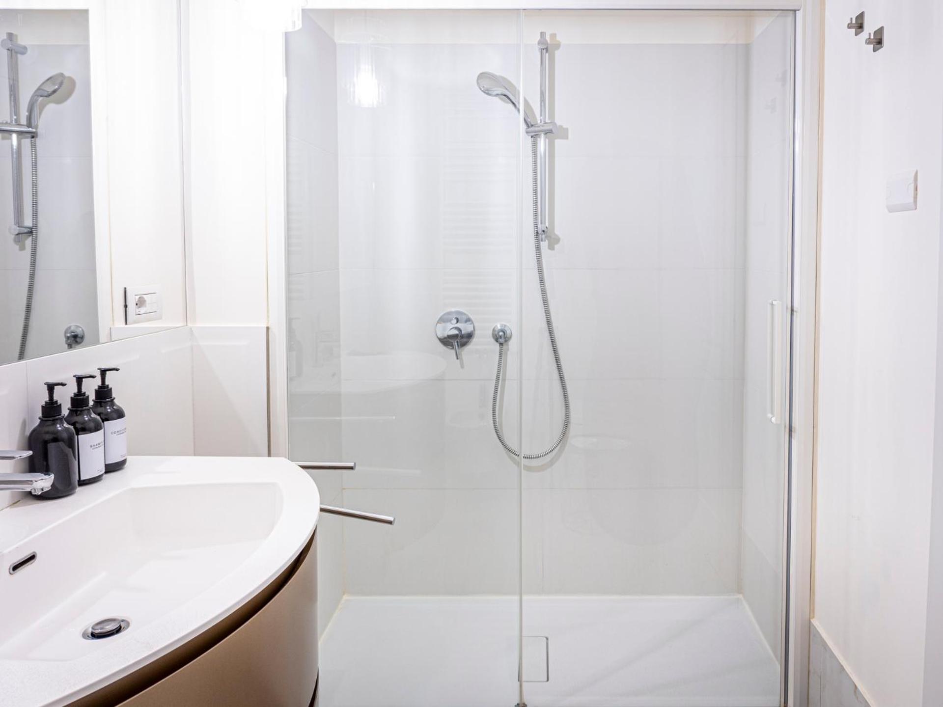 Luxury Sant'Ambrogio Apartment Milano Esterno foto