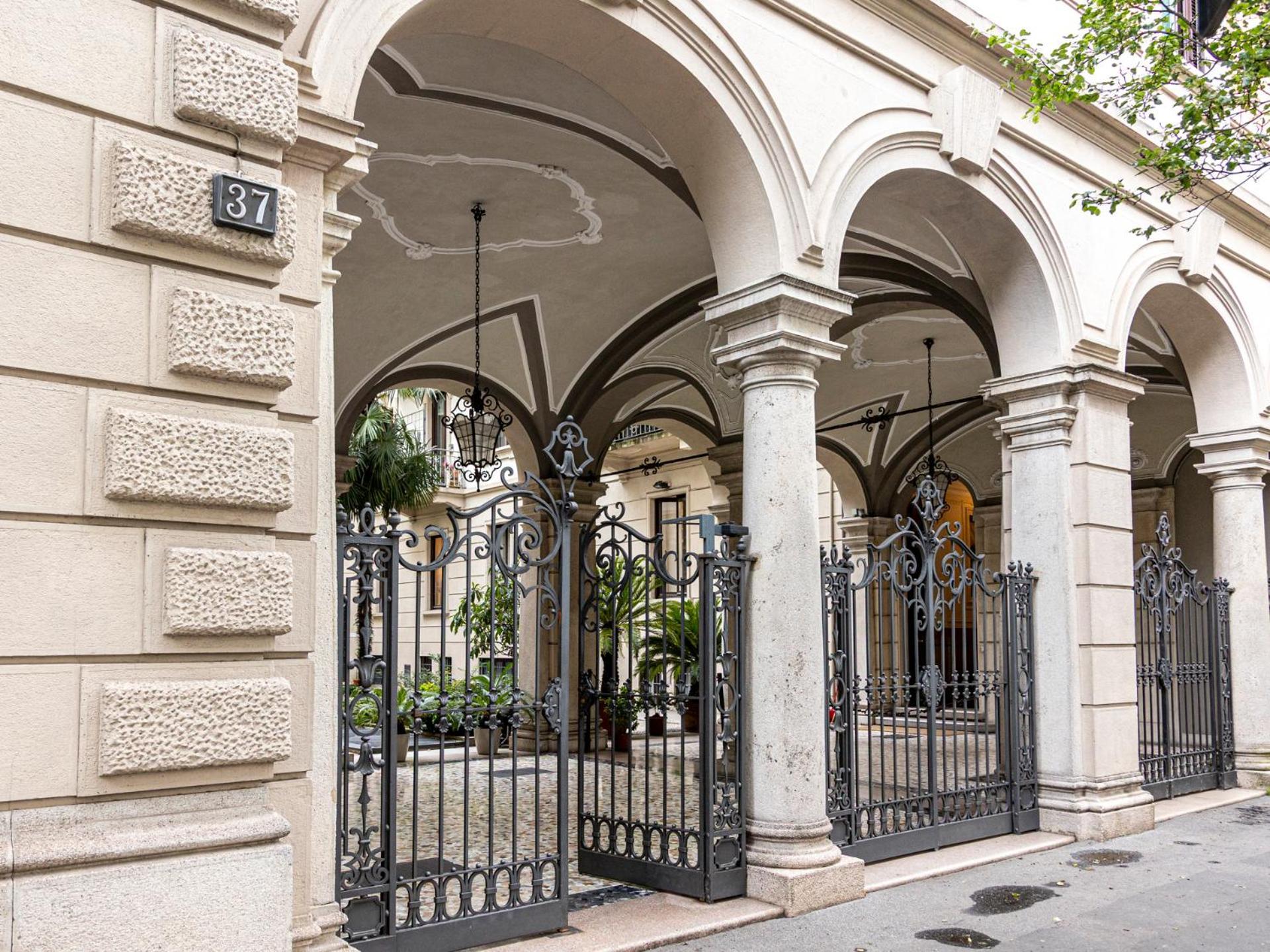 Luxury Sant'Ambrogio Apartment Milano Esterno foto